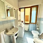 Giovanni's Smart Flat Апартаменты Террануова-Браччолини