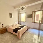 Giovanni's Smart Flat Апартаменты *