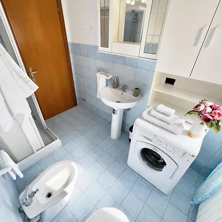 Giovanni's Smart Flat Terranuova Bracciolini