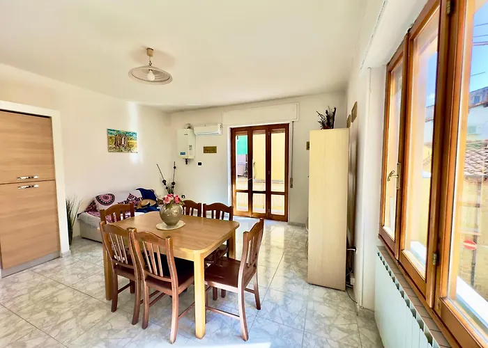 Giovanni's Smart Flat * Terranuova Bracciolini